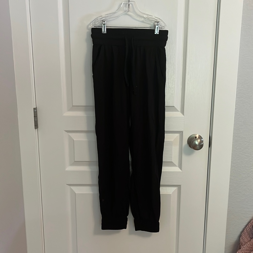 Aritzia (Sunday Best) Grenville Pant
